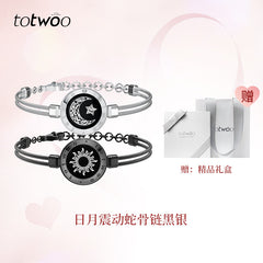Totwoo Smart Couple Bracelet – Long Distance Touch Flash & Vibration Bracelet Set