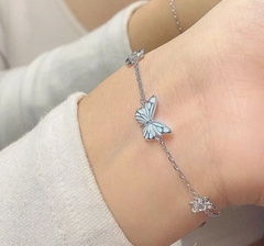 Luminous Butterfly Pendant Necklace – Fluorescent Alloy Charm on Titanium Steel Chain